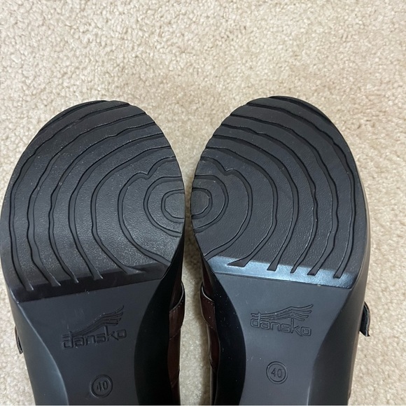 Dansko Brown Leather Slip On Nursing Medical Wedge Shoes - Picture 15 of 16